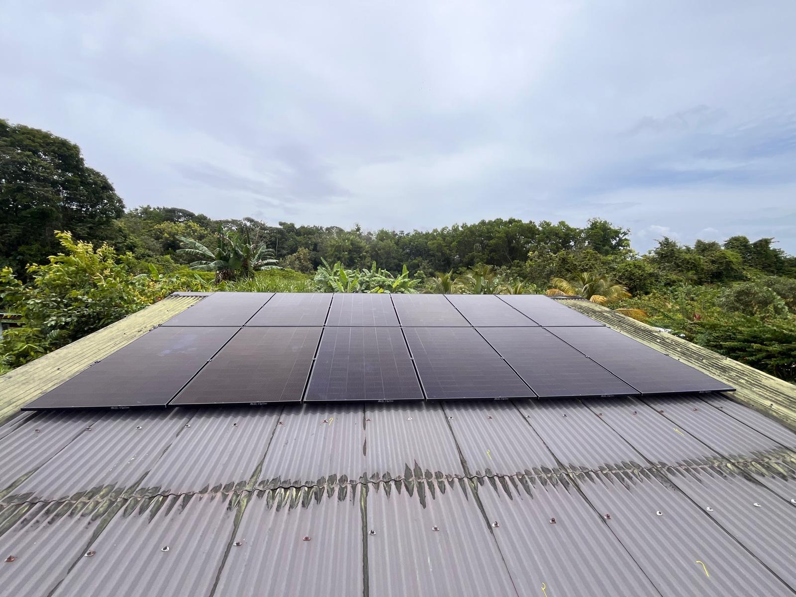 Installation panneaux solaires en Guyane 2